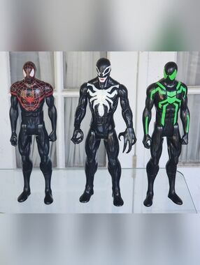 Marvel 12" Figures Lot, Marvel Venom Titan Hero, Spiderman Ultimate Titan